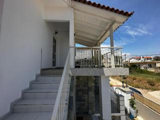 La Vita apartments-near airport & sea - Artemida - 1