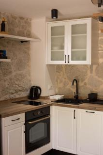 Stone house Marinko - Free Beach Parking - 1