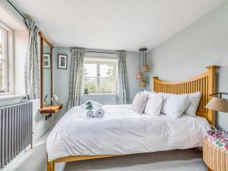 Beautiful Cottage In South Downs - Pass the Keys - 1