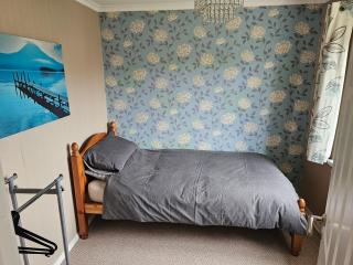 3 Bedroom family home Newport, Located next to M4 - Newport - 9