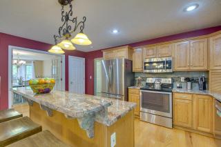 Massanutten Home Rental with Sauna and Game Room! - McGaheysville - 3