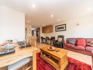 Spacious Cosy Home Close To London Abbey Wood - Pass the Keys - 7