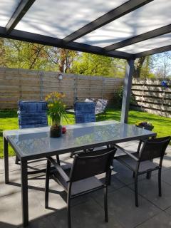Luxe vakantiebungalow met omheinde tuin voor hond en kinderen - Dirkshorn - 8