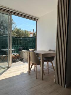 Charmant studio neuf 150m plage sur avenue principale climatisé et parking - Cavalaire-sur-Mer - 6