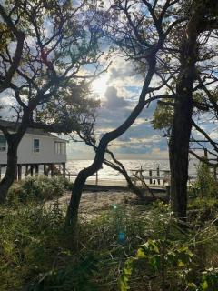 Boho Beachfront Bungalow waterfront on the beach - 3
