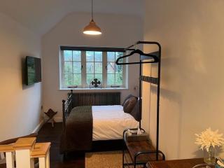 The Snug@Bournville - Birmingham - 6