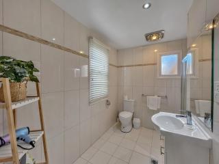 Bright 3-bedroom apartment - Central Armidale - Armidale - 3