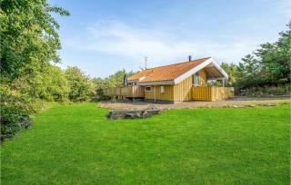 Three-Bedroom Holiday Home In Allinge - Allinge - 0