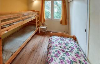 Nice Home In Saint-Georges-De-Didon - 4
