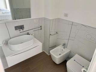 Splendido Bilocale in zona Centrale - 2