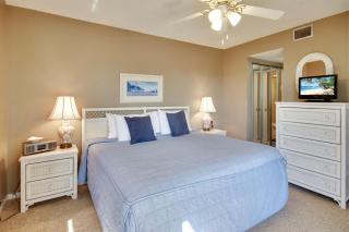 Land's End 1-401 Gulf View - St Pete Beach - 4