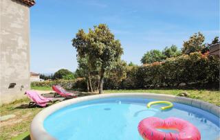 Gorgeous Home In Caumont Sur Durance - 8