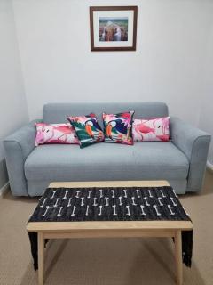 Little Monica Apartment- Spacious, Affordable & Central - 5