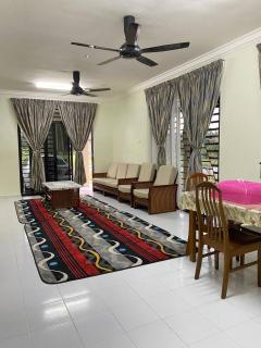 Ummu Siroj Bachok HOMESTAY - Bachok - 0