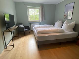 Modern eingerichtete Wohnung mit 2 Schlafzimmern - Bergen - 9