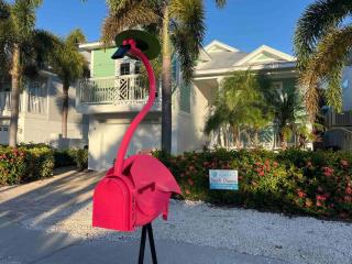 Sea Glass Vacation Home - 8