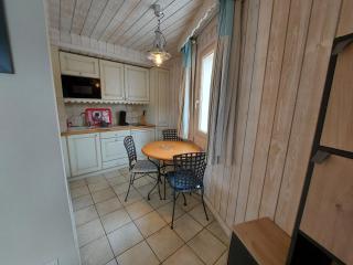 Logement avec terrasse sur lac, tout confort, dans résidence avec PLAGE et PONTON PRIVEE - Duingt - 5