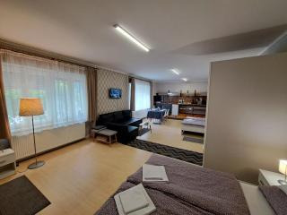 Árkád Apartmanház Szeged - Szeged - 7