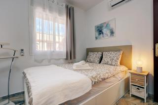 Top Floor Fuengirola Park Apartment with Parking - 5