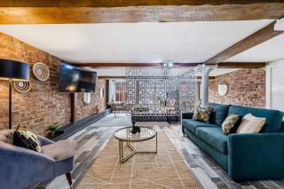 Host & Stay - Mathew Street Studio - Liverpool - 3