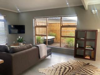 Becks at The Bay Loadshedding free - 6