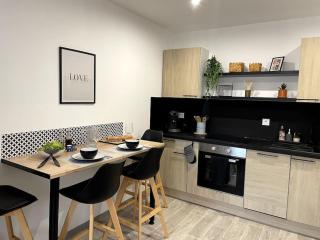 Bel appartement sur cour plein centre ville et parking - Moulins - 4