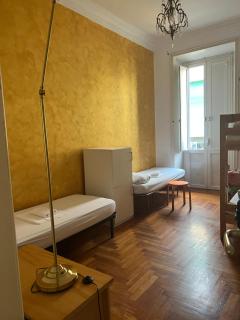 Varese Guest House - Roma - 2