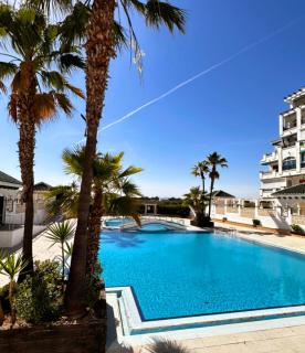 Apartament Apia La Mata 300m to the beach and beautiful swimming pool - La Mata - 0
