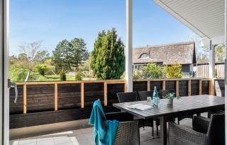 Gorgeous Home In Vig With Kitchen - 7