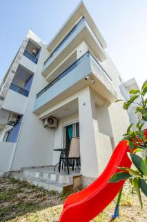 DERON Apartments - 4