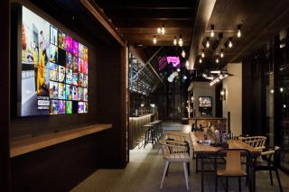 Moxy Osaka Shin Umeda - Osaca - 5