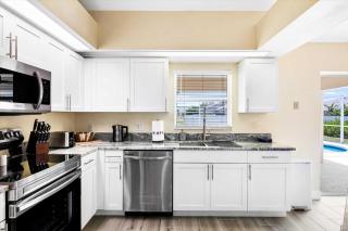 Peaceful & elegant with a private pool Home - Cape Coral - 5