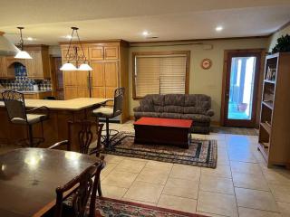 Oxford Chalet Getaway with Lake/Beach Access - Oxford - 2