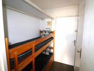 Studio Cabine 6 Pers. avec Terrasse, Loggia et Parking Privé à 2 Pas de la Plage - FR-1-307-234 - Le Grau-du-Roi - 5