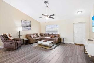 Peaceful & elegant with a private pool Home - Cape Coral - 8