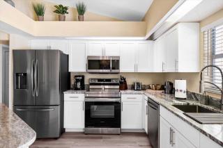 Peaceful & elegant with a private pool Home - Cape Coral - 6
