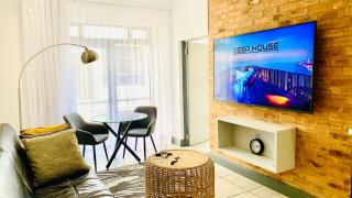 CALDESMO - Upmarket Apartment - Pretoria - 9