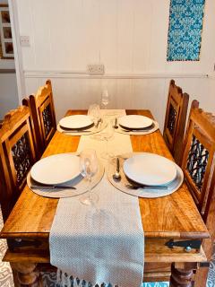 The Painter’s Retreat - 1