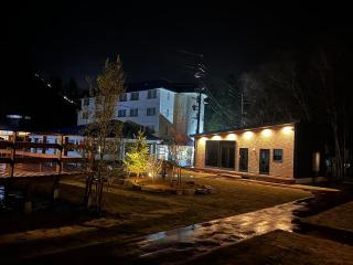 Oak Village - 7