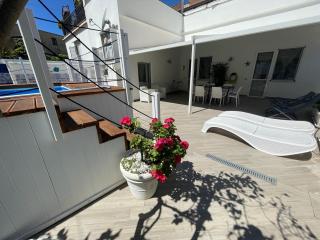 Villa Spring Apartments - Meta - 7