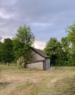 Adorable petite maison en pleine nature - - 0