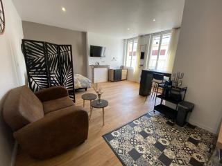 Brown Cosy - Louviers - 0