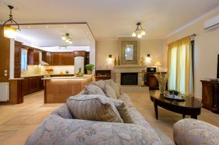 Solaris Methea- Luxury Central Villa by the Castle - Kassiopi - 1