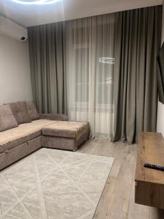 Стильная квартира рядом с Байтереком - 5