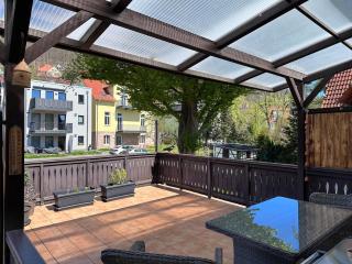 Schöne Altbauwohnung mit großer Sonnenterrasse - Rudolstadt - 0