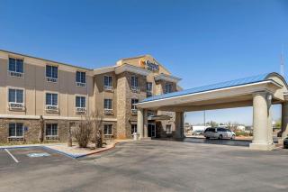 Comfort Inn & Suites - Andrews - 9