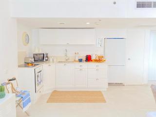 Daniel Beachfront - Herzliya B - 4