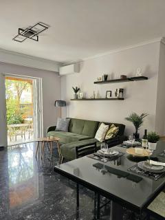 Modern Garden View Apt in Voula, Athens - Luxe - 2