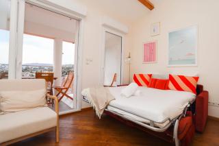 IMMOGROOM - Terrace with sea view - AC - Suquet - 5 min from the beach - 5