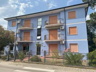 Spacious apartment for up to 6 guests by - Beahost - 0